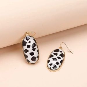 ❤️Cow Print Oval Drop Earrings 5 for $10 Deal!